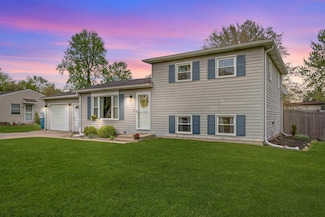 637 Joe Martin Rd, Lowell, IN 46356