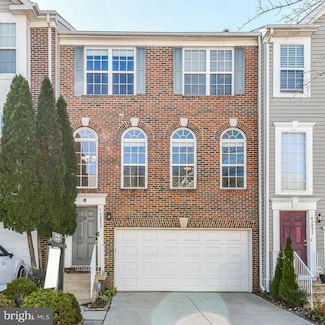 42839 Shaler St, Chantilly, VA 20152