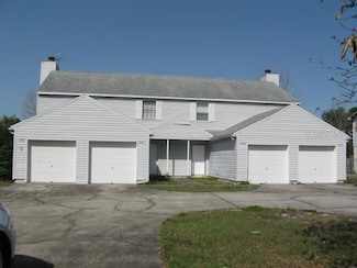 1781 Crystal Grove Dr, Lakeland, FL 33801