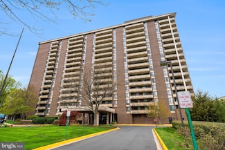 1800 Old Meadow Rd Unit 919, McLean, VA 22102