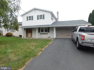 15 Susan Dr, Belleville, PA 17004
