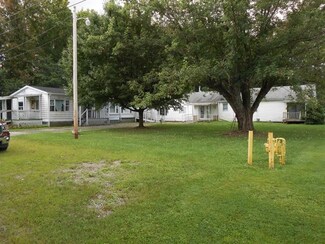212 Randolph St, Carmichaels, PA 15320