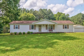 388 E Hightower Rd, Sutherlin, VA 24594