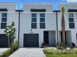 1764 Lindley St, West Palm Beach, FL 33407
