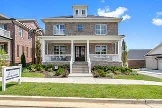 1204 Luckett Rd, Nashville, TN 37221