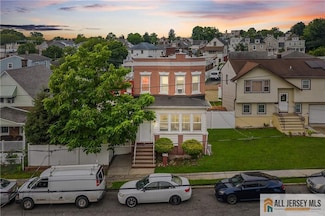 435 Ashley St, Perth Amboy, NJ 08861