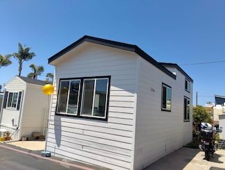 1549 N Vulcan Ave Unit 40, Encinitas, CA 92024