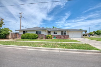 3907 E Dayton Ave, Fresno, CA 93726