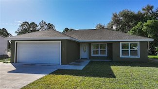 251 Tahiti Ave, Lake Placid, FL 33852