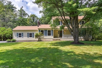 679 Country Club Rd, Bridgewater, NJ 08807