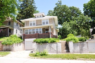 515 Benton St, Council Bluffs, IA 51503