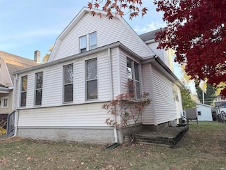 925 Cottage Ave, Fort Wayne, IN 46807