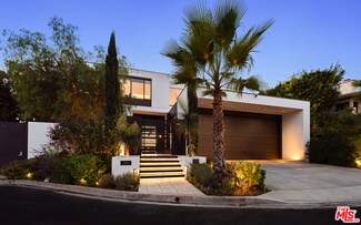 1305 Collingwood Place, Los Angeles, CA 90069