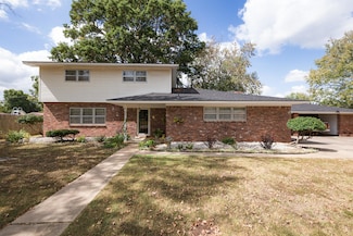 1215 Sky Ln, Miami, OK 74354