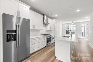 4011 Tundra Rd, Charlotte, NC 28203