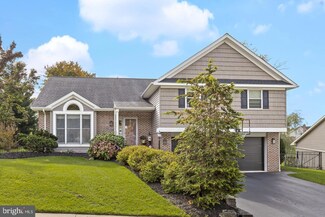 40 Steeple Ct, Reinholds, PA 17569