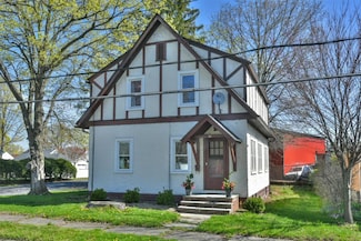16 Roosevelt Ave, Kingston, NY 12401