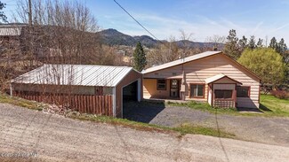 61 Pine St, Saint Maries, ID 83861