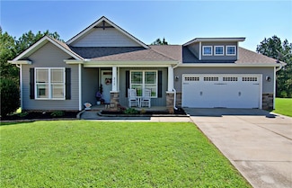 217 N Stonegate Dr, Seneca, SC 29678