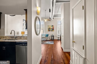 105 Whitaker St Unit 302, Savannah, GA 31401