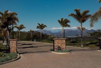 2418 Panoramic Way, Vista, CA 92084
