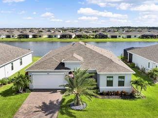 992 Great Belt Cir, Melbourne, FL 32940