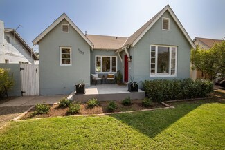 1337 W Willetta St, Phoenix, AZ 85007