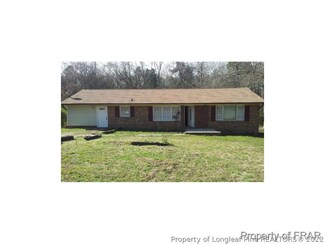 180 Pinecrest Dr, Bear Creek, NC 27207
