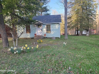 4526 Pennsylvania 487, Lopez, PA 18628