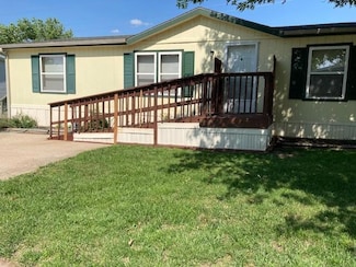 2000 E 19th St Unit 5, Lawrence, KS 66046