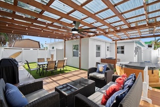 2741 Parker Ave, West Palm Beach, FL 33405