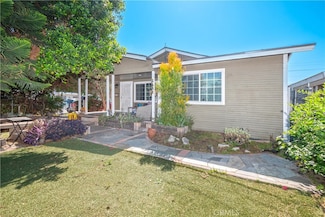 2223 Clarendon Ave, Huntington Park, CA 90255