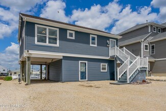 129 N Burgee Dr, Little Egg Harbor Township, NJ 08087