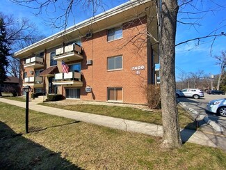 7400 W 111th St Unit 108, Worth, IL 60482