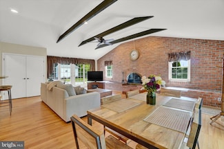 11501 Harford Rd, Glen Arm, MD 21057