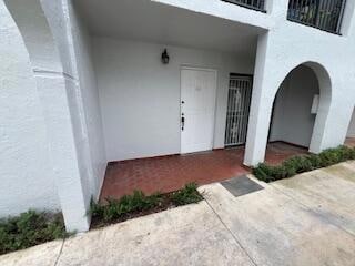 18206 Mediterranean Blvd Unit 421, Hialeah, FL 33015