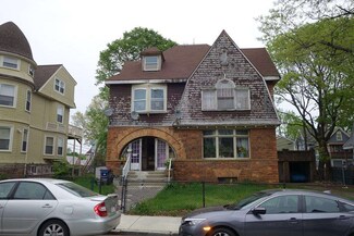 51 Bicknell St, Dorchester, MA 02121