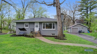 6521 Willow St, Spring Grove, IL 60081