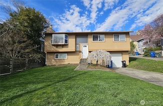 2908 S Lane St, Seattle, WA 98144