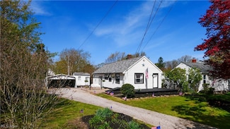 3621 Fargo Dr, Ashtabula, OH 44004