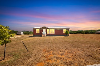 505 Lagunillas Ave, Charlotte, TX 78011