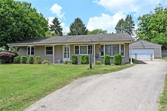 405 Parsons Ct, Englewood, OH 45322