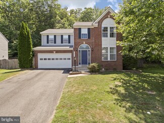 13015 Torchlight Dr, Woodbridge, VA 22193