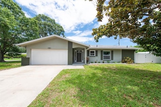 1461 S Hillcrest Ave, Clearwater, FL 33756