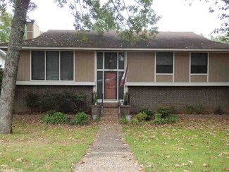 7308 Flintrock Rd, North Little Rock, AR 72116