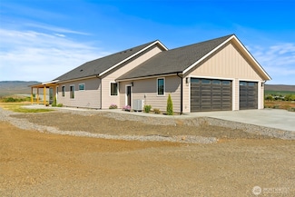 3134 Stone Rd, Yakima, WA 98908