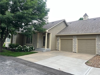 15730 S Brentwood St Unit 2602, Olathe, KS 66062