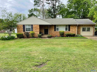 612 Drummond Rd SW, Huntsville, AL 35802