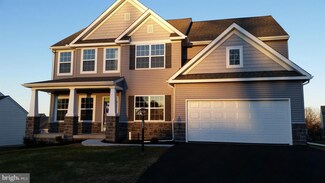 678 Saddle Rd, Palmyra, PA 17078
