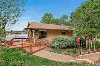 N5071 Sunset Vista Rd, Onalaska, WI 54650